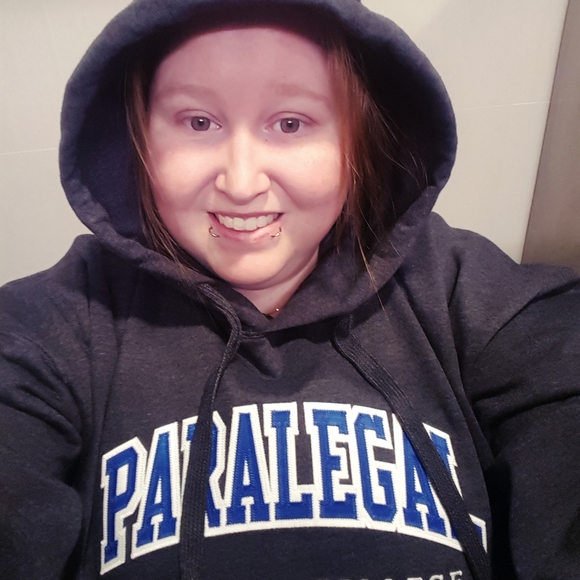 Meet your Posher, Sam - Picture 3 of 4